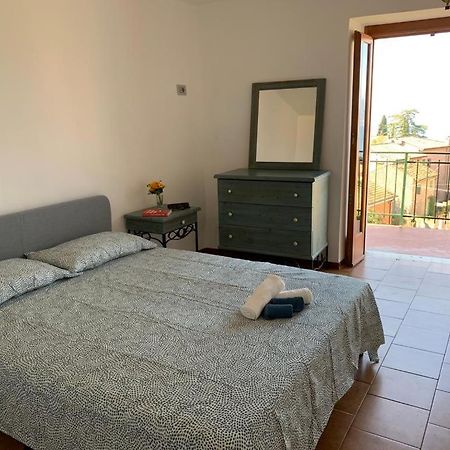 Casa Lisetta, 3-Room Apartment With Lake View Torri Del Benaco Esterno foto