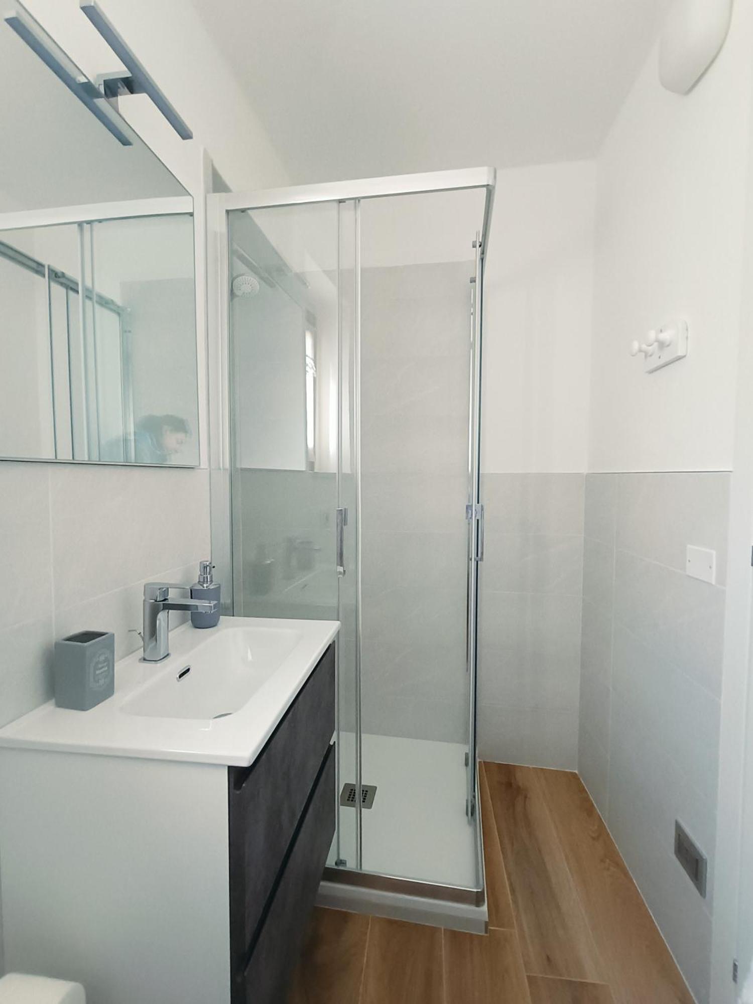 Casa Lisetta, 3-Room Apartment With Lake View Torri Del Benaco Esterno foto